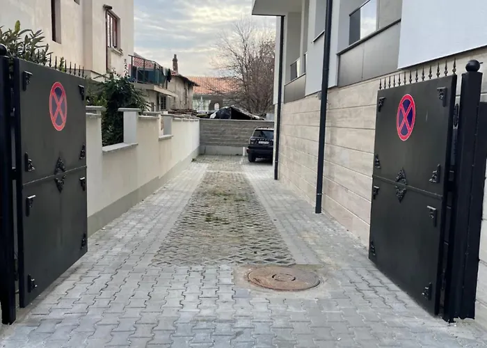 Flat Park דירה *